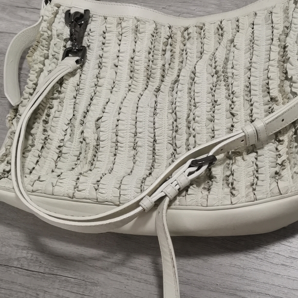 Burberry Hobo Bag - Picture 3 of 8